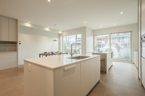 Kitchen - 7249 Av. Louis-Hébert, Montréal (Villeray/Saint-Michel/Parc-Extension), QC - Indoor Photo Showing Kitchen