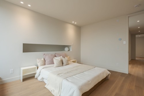 Master Bedroom - 7249 Av. Louis-Hébert, Montréal (Villeray/Saint-Michel/Parc-Extension), QC - Indoor Photo Showing Bedroom