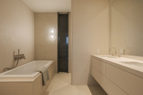 Master Bathroom - 7249 Av. Louis-Hébert, Montréal (Villeray/Saint-Michel/Parc-Extension), QC - Indoor Photo Showing Bathroom
