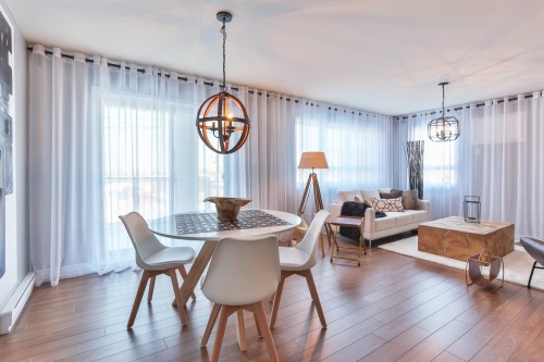 Salle familiale - 100 Rue De La Maçonnerie, Châteauguay, QC - Indoor Photo Showing Dining Room