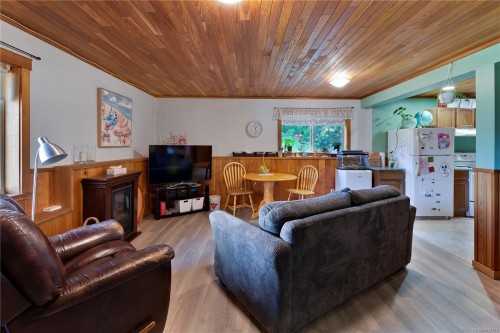1205 Cherry Point Rd, Cobble Hill, BC 