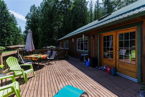 1205 Cherry Point Rd, Cobble Hill, BC 