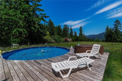 1205 Cherry Point Rd, Cobble Hill, BC 