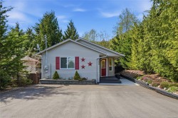 1688 Lailah's Loop  Qualicum Beach, BC V9K 2S3