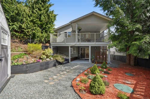 1688 Lailah'S Loop, Qualicum Beach, BC 