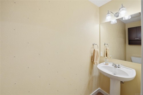 1688 Lailah'S Loop, Qualicum Beach, BC 