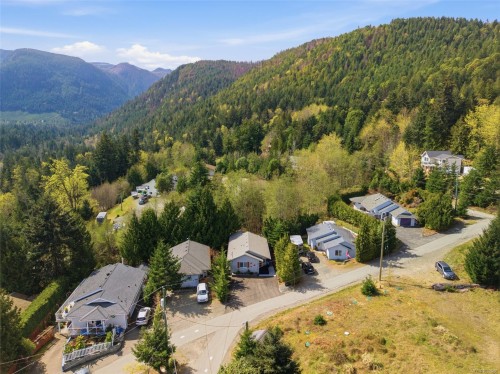 1688 Lailah'S Loop, Qualicum Beach, BC 