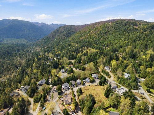 1688 Lailah'S Loop, Qualicum Beach, BC 