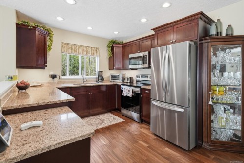 1688 Lailah'S Loop, Qualicum Beach, BC 