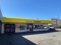 815 Cliffe Ave Courtenay, BC V9N 2J8