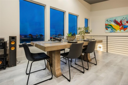 1704 Warn Way, Qualicum Beach, BC 
