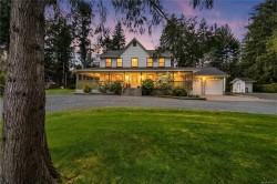 3097 York Rd Campbell River, BC V9H 1A8