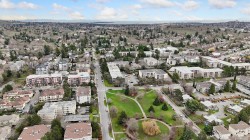 202-3255 Glasgow Ave Saanich, BC V8X 4S4