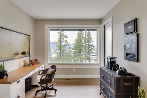 3303 Water Birch Circle, Kelowna, BC - Indoor Photo Showing Office