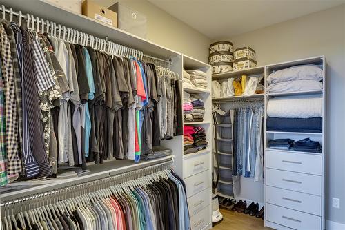3303 Water Birch Circle, Kelowna, BC - Indoor With Storage