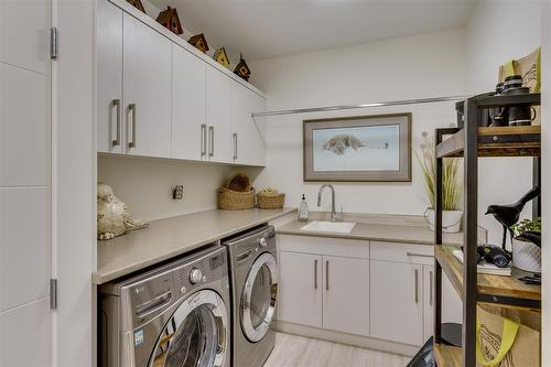 3303 Water Birch Circle, Kelowna, BC - Indoor Photo Showing Laundry Room