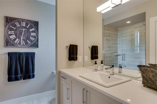 3303 Water Birch Circle, Kelowna, BC - Indoor Photo Showing Bathroom