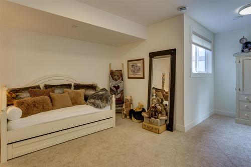 3303 Water Birch Circle, Kelowna, BC - Indoor Photo Showing Bedroom