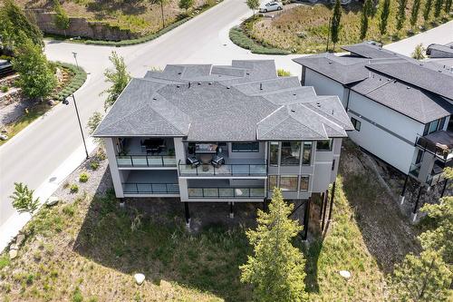 3303 Water Birch Circle, Kelowna, BC - Outdoor