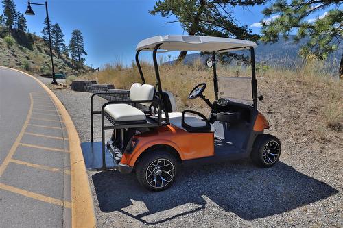 3303 Water Birch Circle, Kelowna, BC - Outdoor