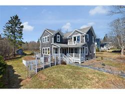 48 Charles ST Saint Andrews, NB E5B 2J2