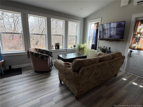 19 Pine St, Saint Stephen, NB 