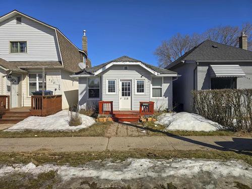 118 SELKIRK Street N  Thunder Bay, ON P7C 4J9