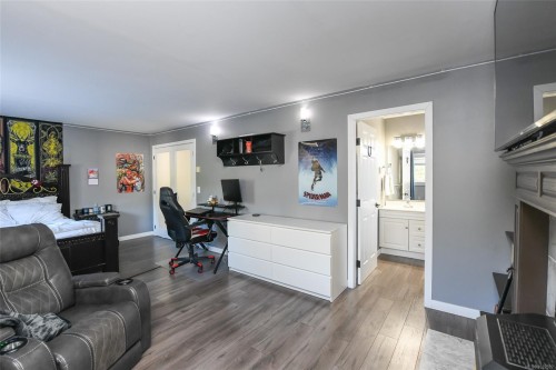 1866 Hawk Dr, Courtenay, BC 