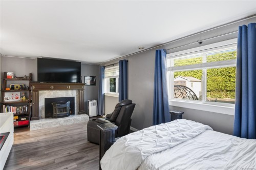 1866 Hawk Dr, Courtenay, BC 