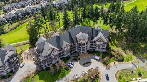117-1395 Bear Mountain Pkwy  Langford, BC V9B 0E1