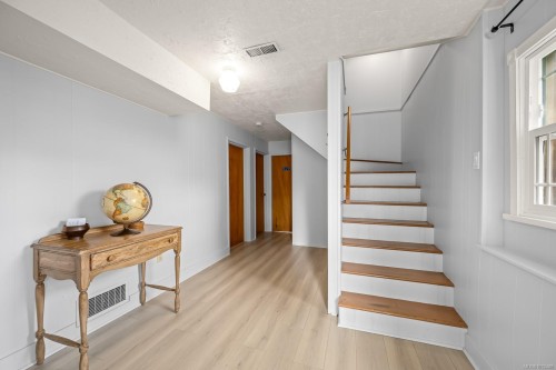 1238 Don Rd, Comox, BC 