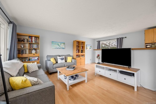 1238 Don Rd, Comox, BC 