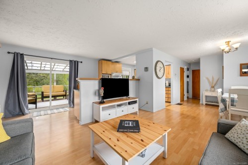 1238 Don Rd, Comox, BC 