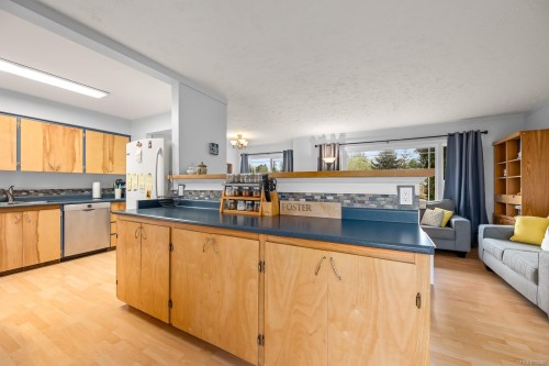 1238 Don Rd, Comox, BC 