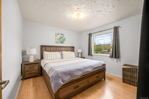 1238 Don Rd, Comox, BC 