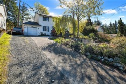 2547 Davidson Rd Shawnigan Lake, BC V0R 2W2