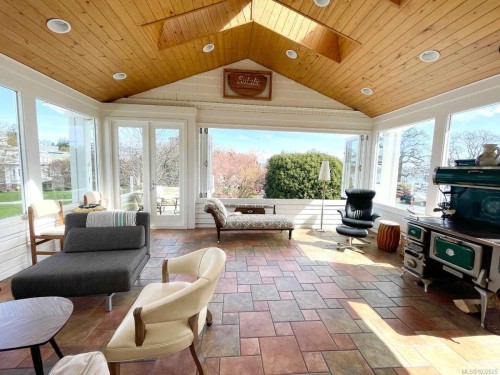 485 Head St, Esquimalt, BC 