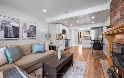 6943 Estoril Road, Mississauga, ON - Indoor Photo Showing Living Room With Fireplace
