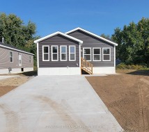 14 Briarwood Place Innisfil, ON L0L 1L0