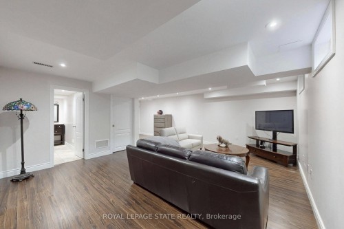 34 Forest Valley Crescent, Hamilton, ON - Indoor