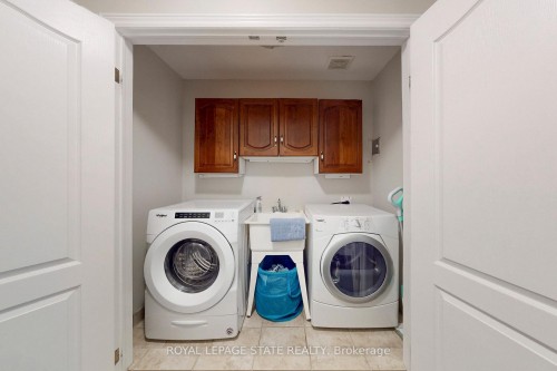 34 Forest Valley Crescent, Hamilton, ON - Indoor Photo Showing Laundry Room