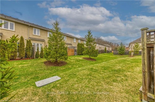 34 Forest Valley Crescent, Hamilton, ON - Outdoor