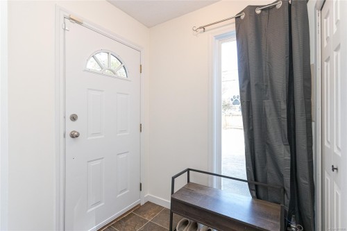 2834 Sooke Rd, Langford, BC - Indoor Photo Showing Other Room