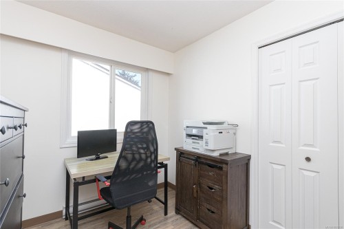 2834 Sooke Rd, Langford, BC - Indoor Photo Showing Office