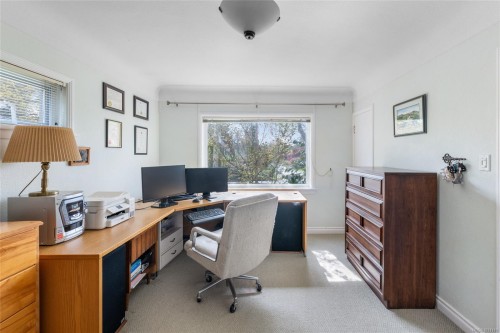 2324 Cranmore Rd, Oak Bay, BC 