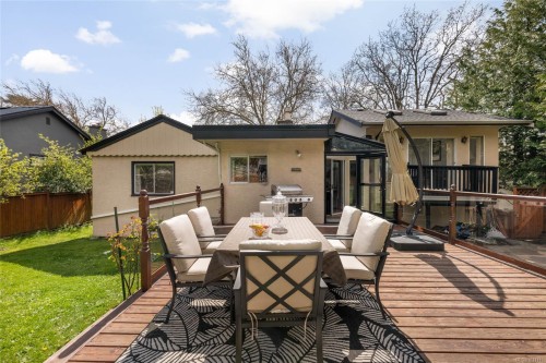2324 Cranmore Rd, Oak Bay, BC 