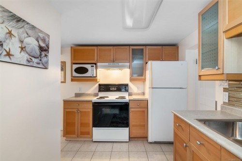 2324 Cranmore Rd, Oak Bay, BC 