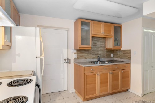 2324 Cranmore Rd, Oak Bay, BC 