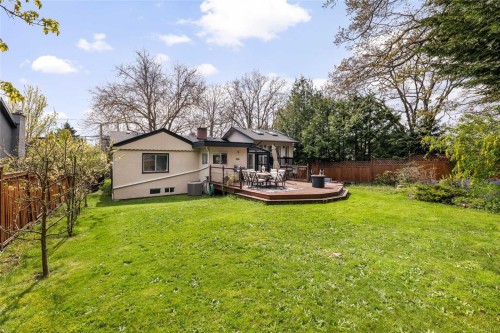 2324 Cranmore Rd, Oak Bay, BC 