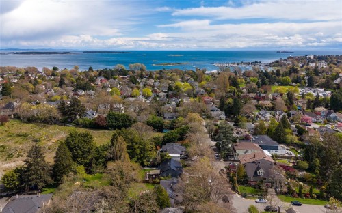 2324 Cranmore Rd, Oak Bay, BC 